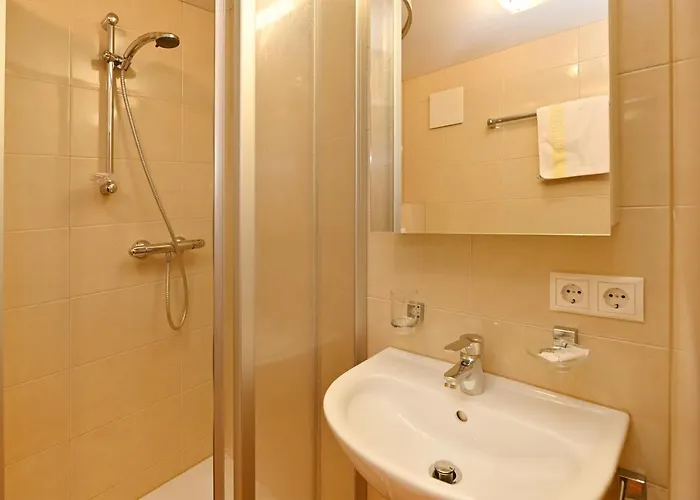 Hotel Montabella Schruns